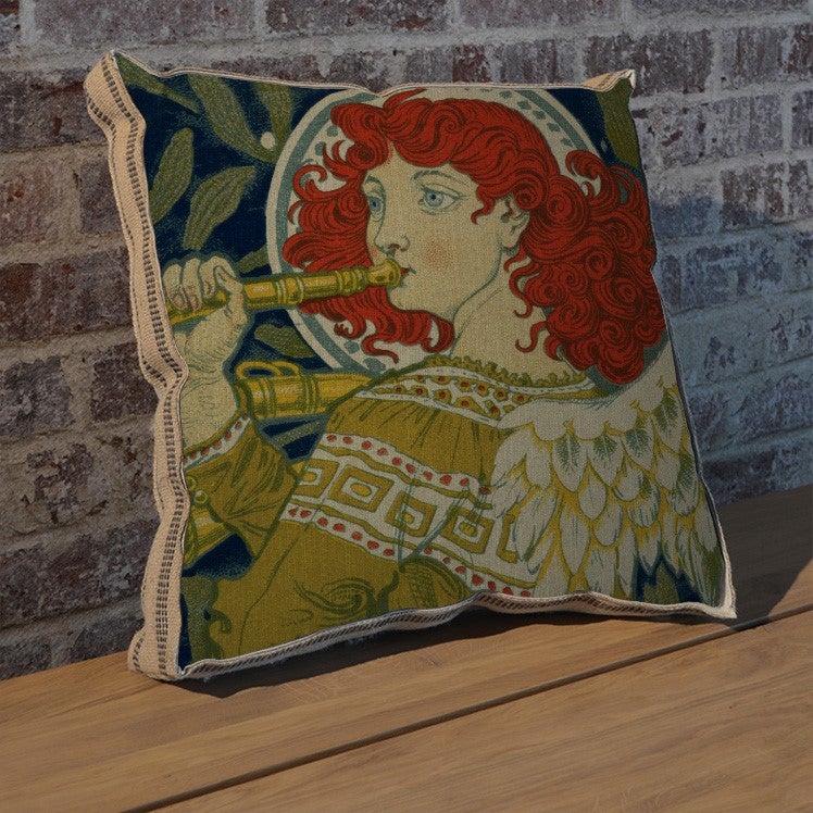 Harpers Left pillow