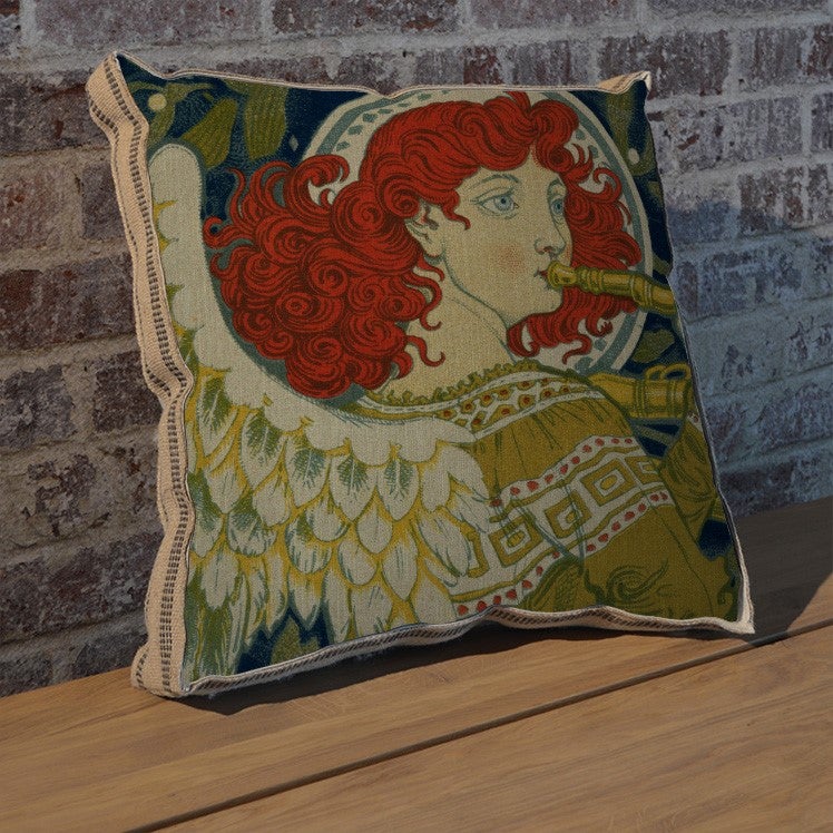 Harpers Right pillow